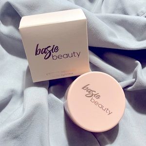 Basic beauty - setting powder
